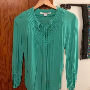 Diane Von Furstenberg Size 8 Great Condition